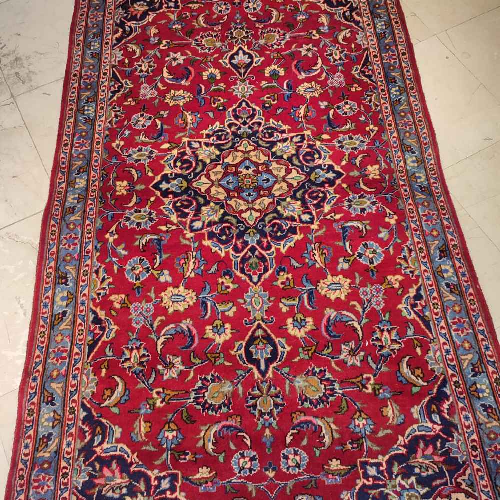Tapis persan vintage noué à la main modèle Ghadimi
