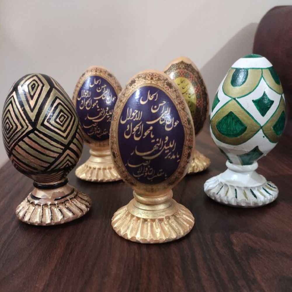 Œuf élégant en céramique pour Haftseen de Nowruz – Eyd