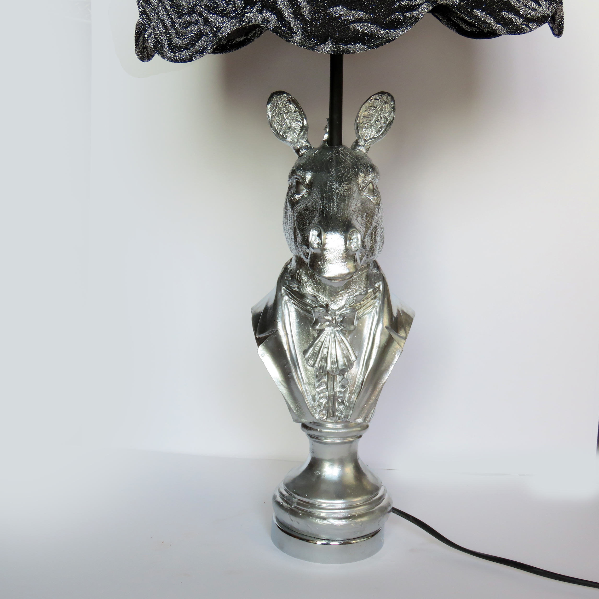 Lampe de table fantaisie – zèbre en céramique fait main