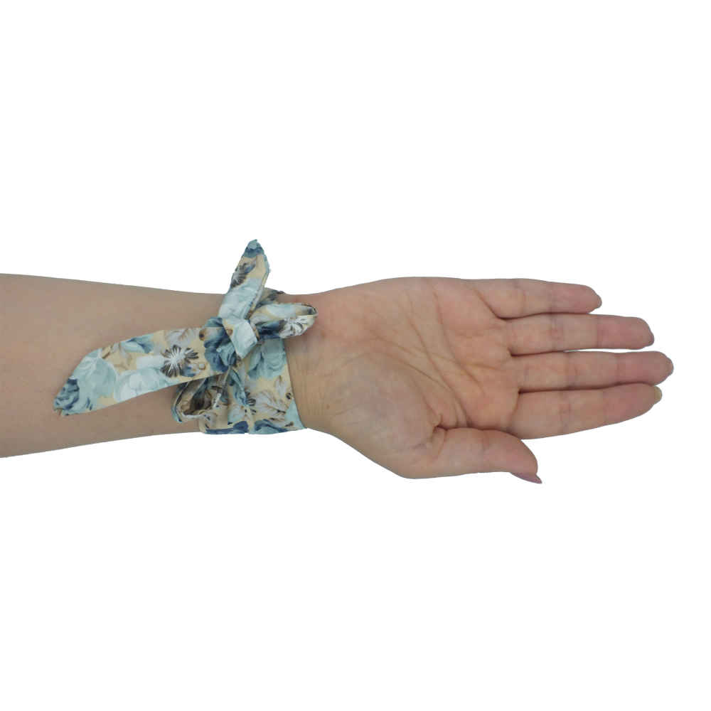 Montre foulard en tissu floral Liberty bohème pour femmes – Aram