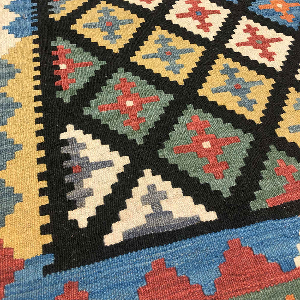 Tapis Kilim en laine persane tissé à la main Traditionnel Modèle Zarin