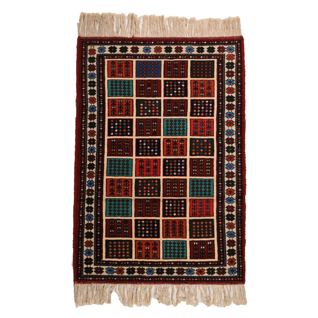 Tapis persan en laine tribal noué à la main Katayoun