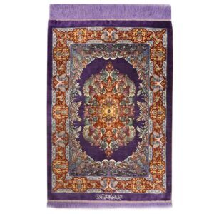 Tapis persan en soie noué à la main Médaillon Qom violet