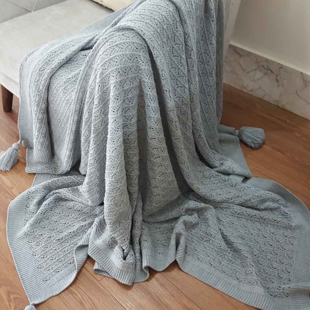 Plaid Tricoté Doux & Léger pour Canapé et Lit Modèle Tavoos