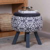 Pouf rond en velours avec pieds en bois inspiré de l'art persan gris Dorsa