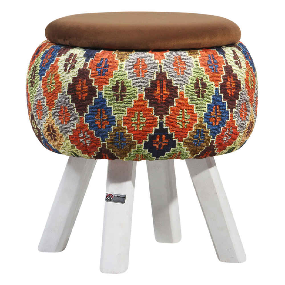 Pouf rond en velours avec pieds en bois inspiré de l’art persan marron Mahta