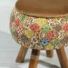 Pouf rond en velours avec pieds en bois inspiré de l'art persan marron Negar