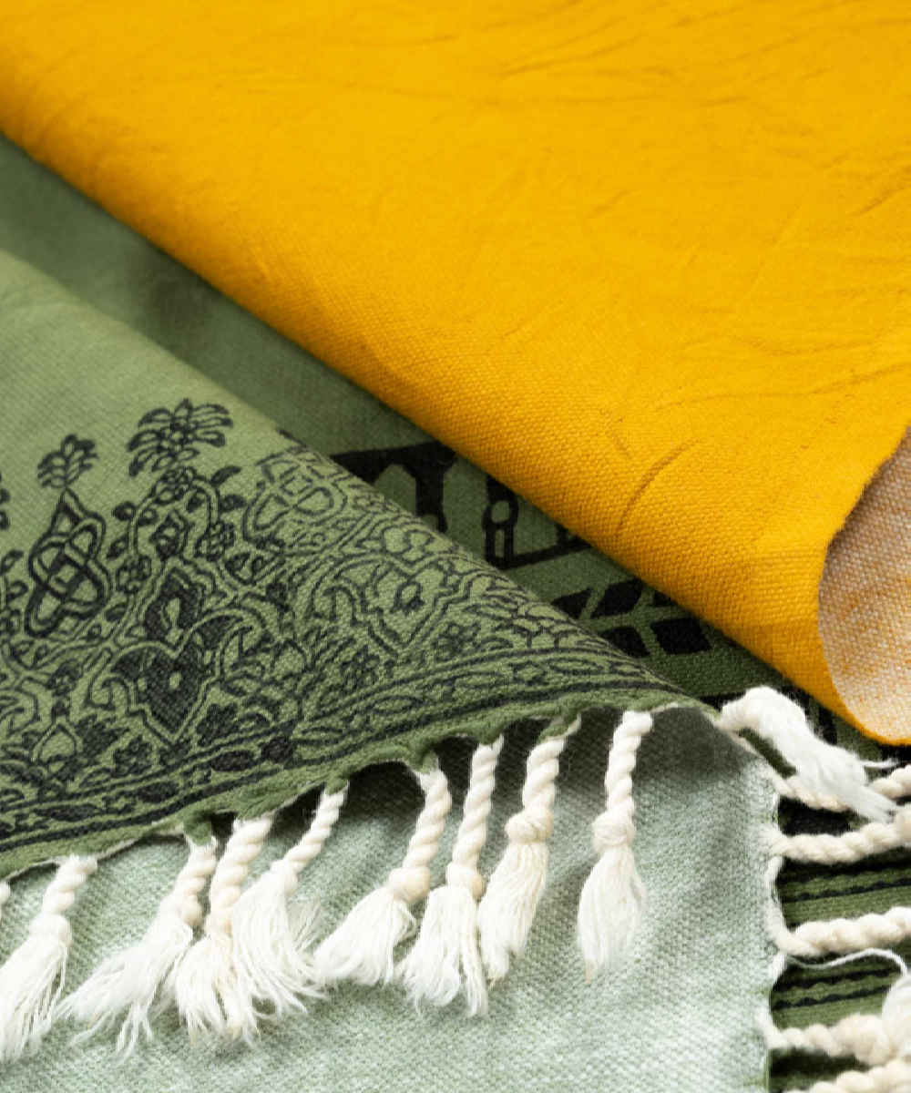 Nappe en lin imprimé au block modèle Khormaloo