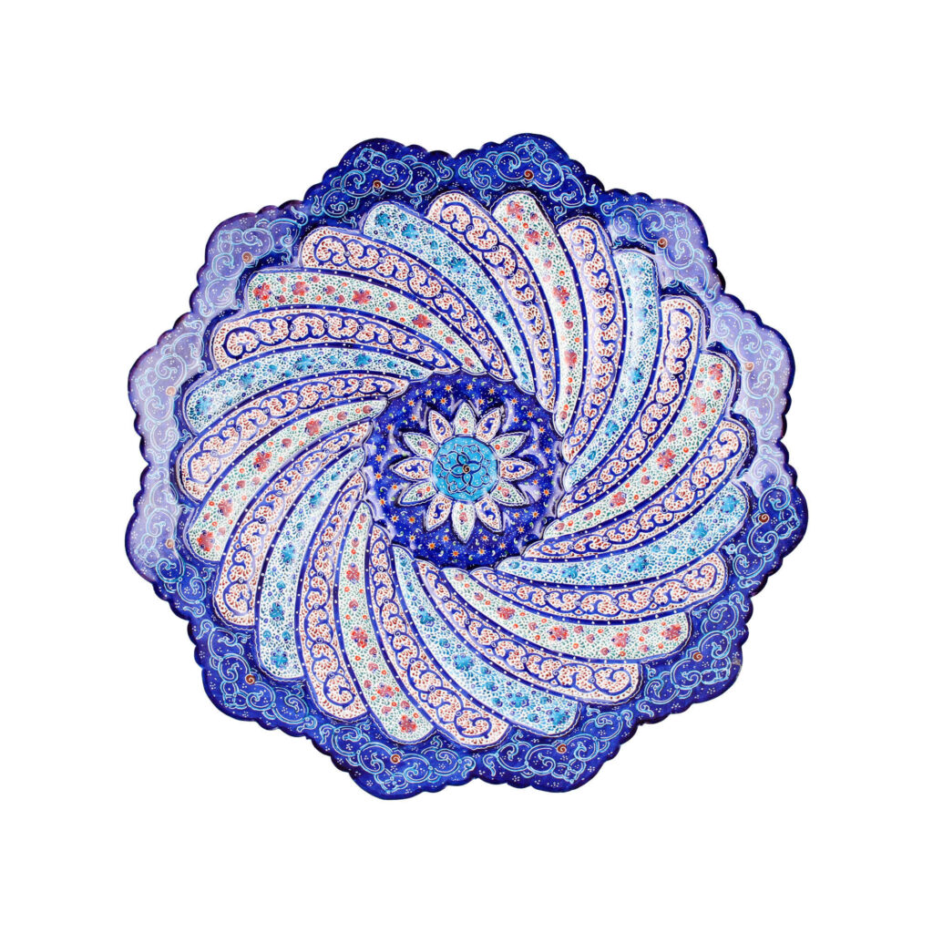 Assiette Décorative en Cuivre Peinte à la Main avec Émail Persan Minakari Leila