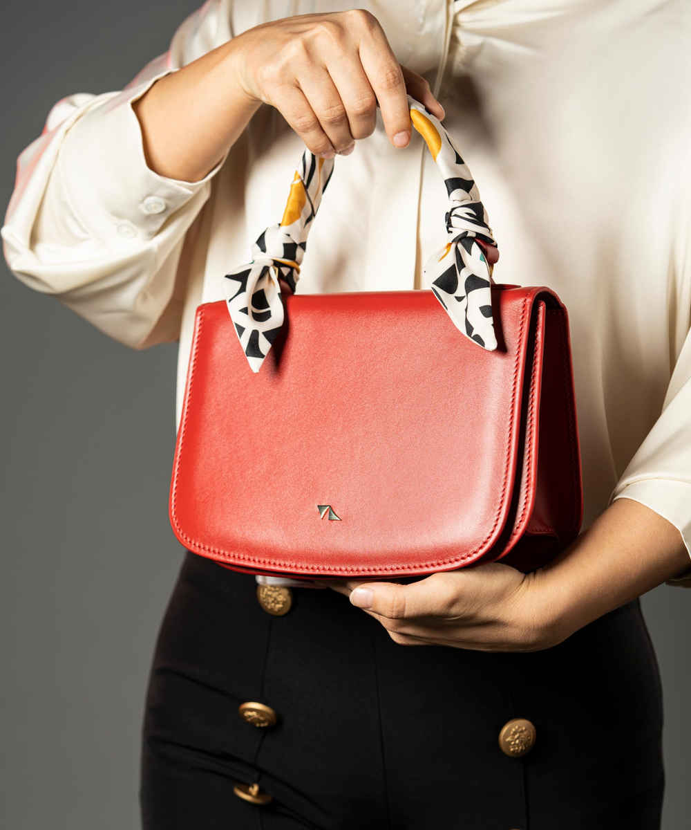 Foulard en soie persane pour femme – Luxe et vibrant carré Khial