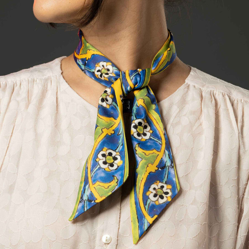 Foulard en soie persane pour femme - Luxe et vibrant carré Zaagh