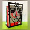 Serre-livres en métal design visage de fille « Nafis » – adapté pour coins personnels