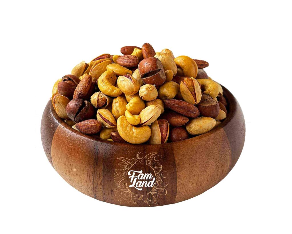 Mélange de noix perses salées et grillées