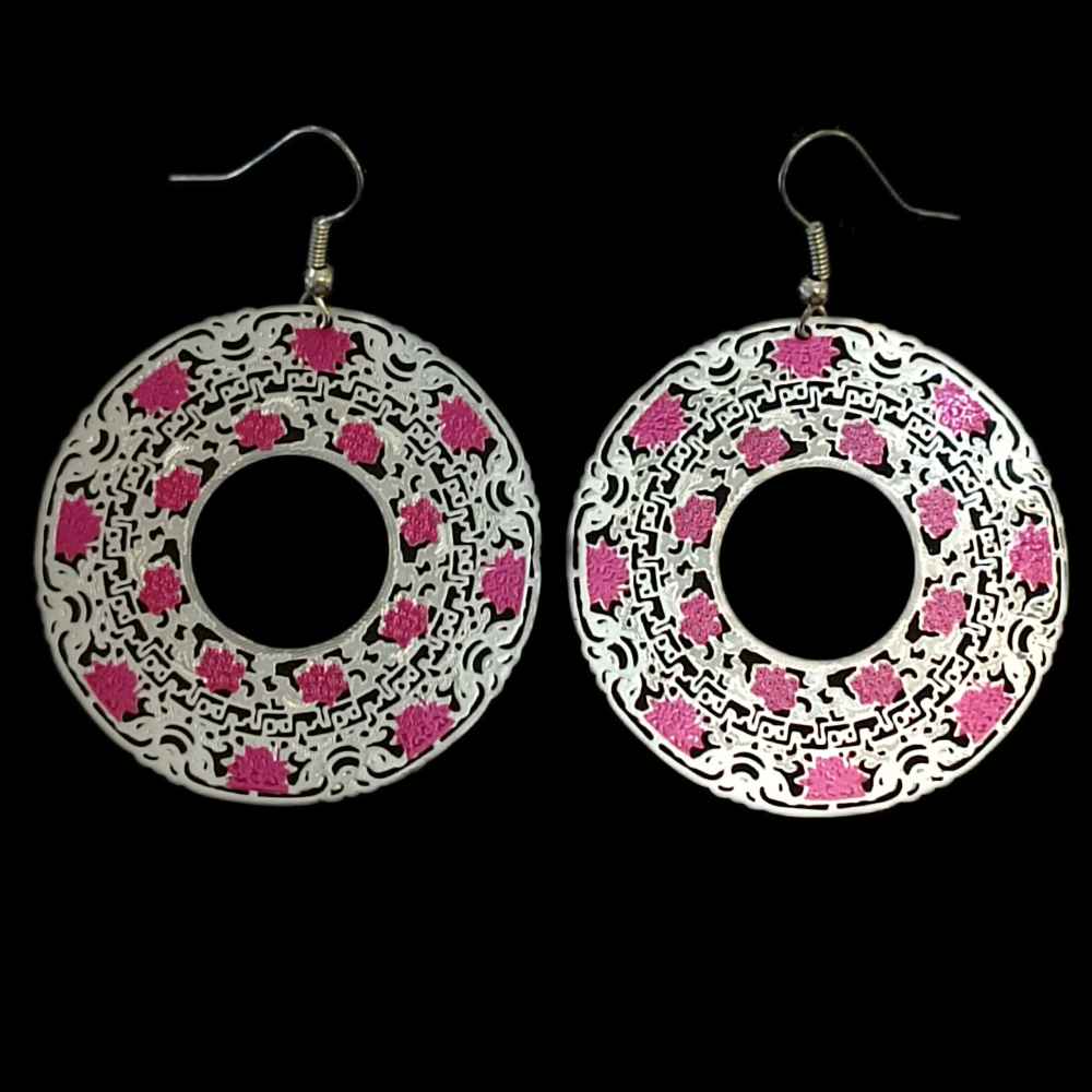 Boucles d'oreilles pendantes en métal, style traditionnel Mehr