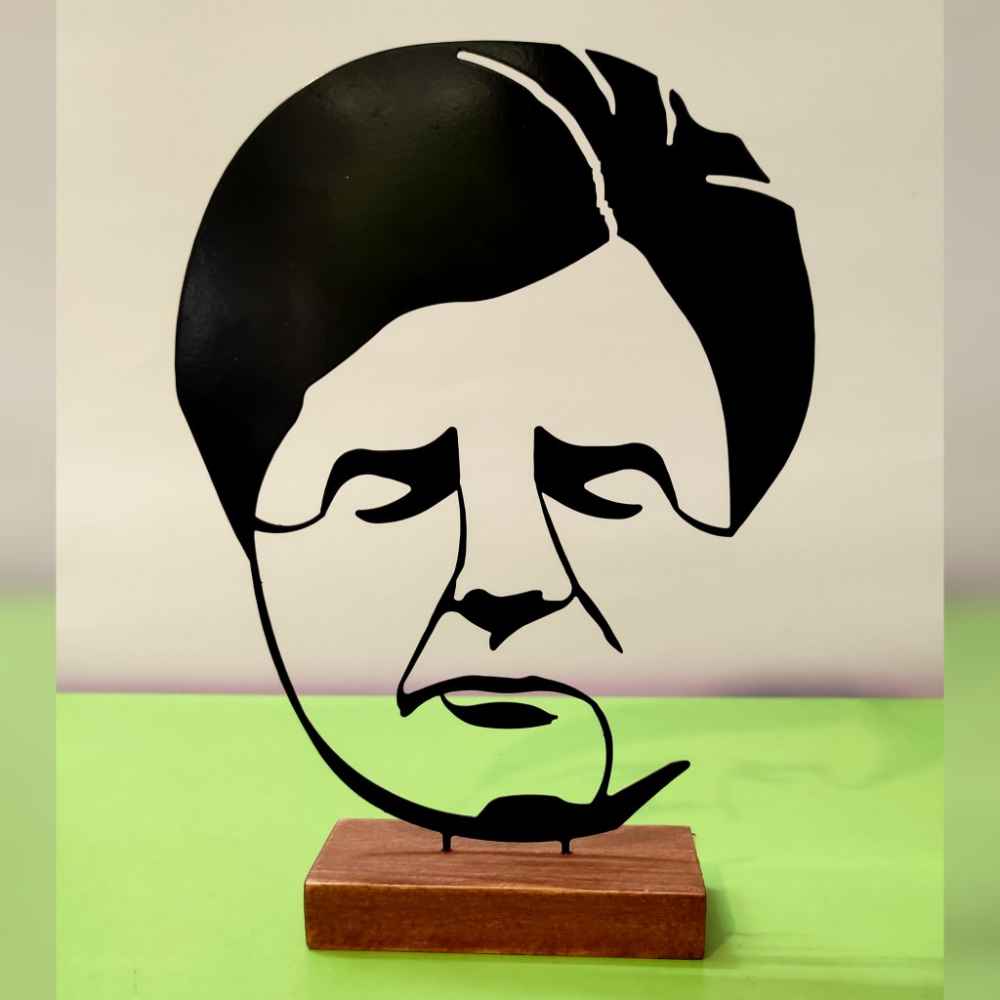 Sculpture d’art figurine minimaliste en métal – Mohammad-Reza Shajarian