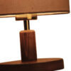Lampe de table en bois minimaliste & de chevet – fait main avec abat-jour blanc Mitra