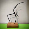 Sculpture d'art figurine minimaliste en métal - Nita
