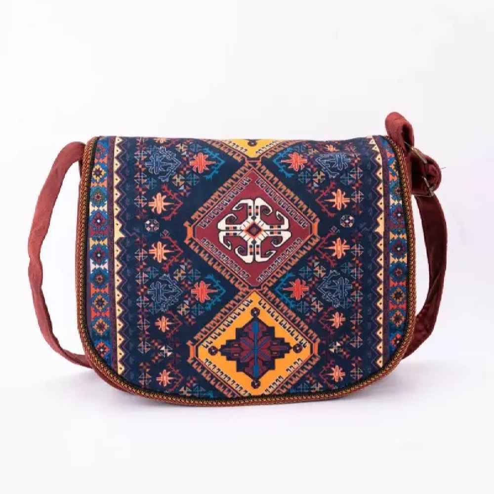 Sac à bandoulière fait main avec design géométrique