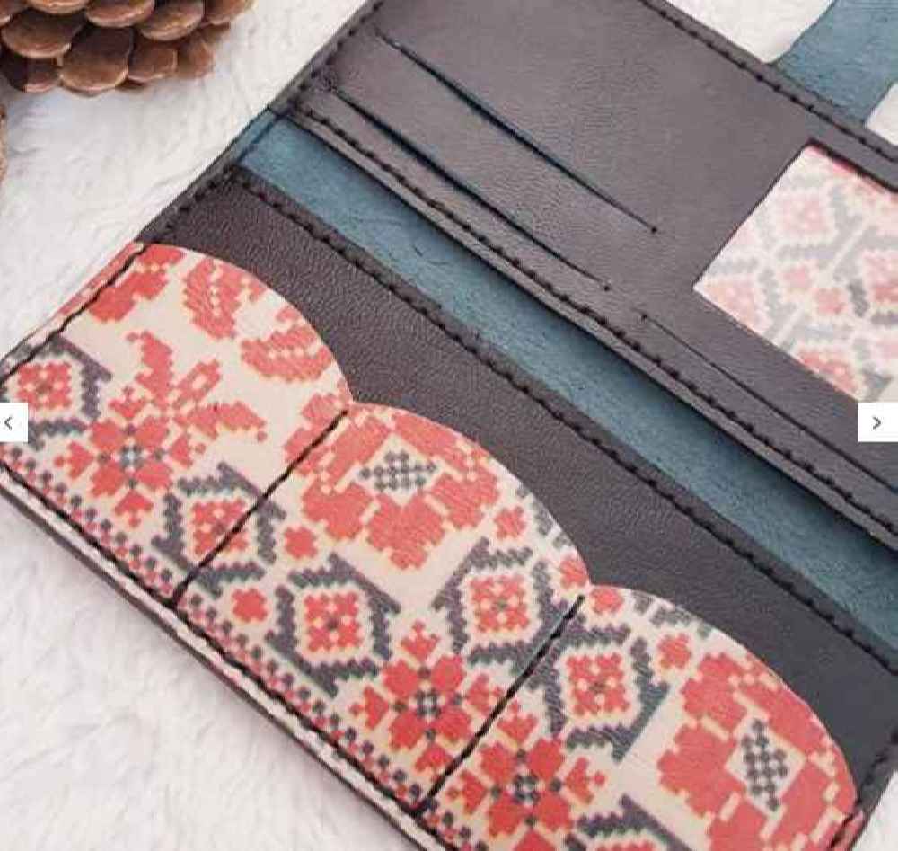 Portefeuille en cuir persan pour femmes avec design Saadat