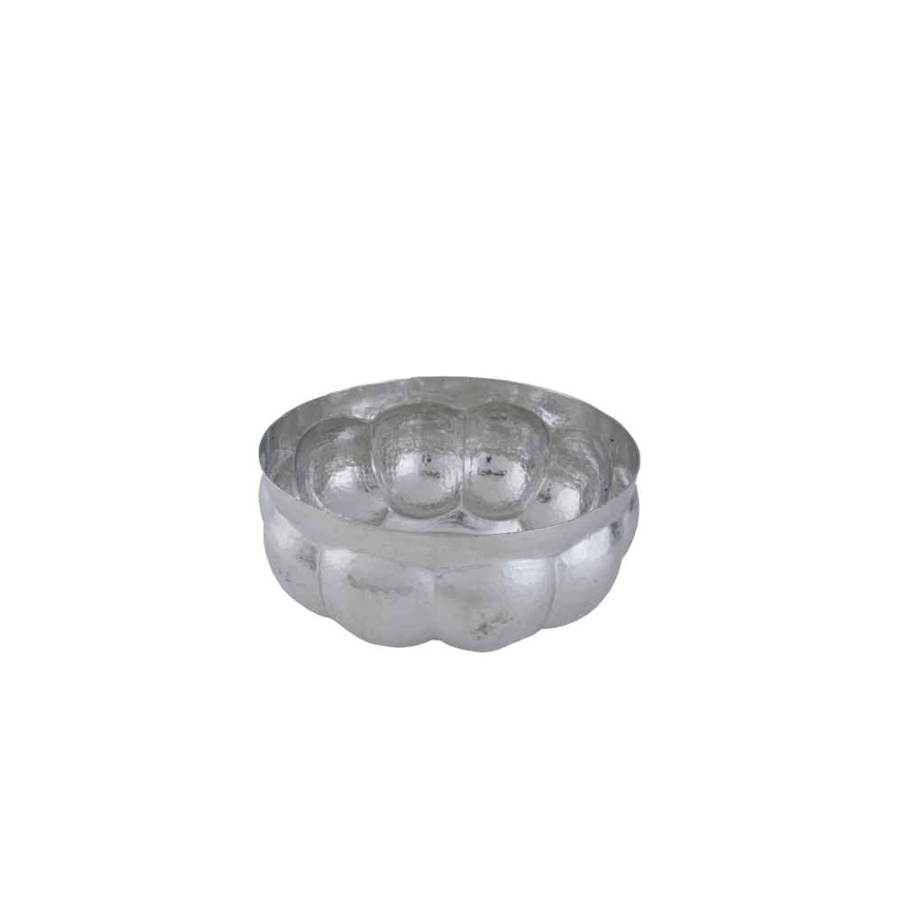 Bol de service en cuivre traditionnellement martelé et adapté pour les glaces Saljooghi