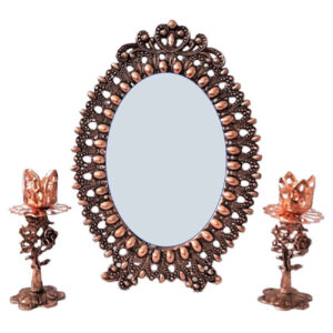 Ensemble miroir et bougeoirs en cuivre persan – Design Diba