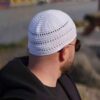 Kufi Taqiyah Turc Blanc en Crochet – Chapeau de tête musulman en coton traditionnel