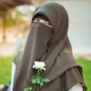 Foulard Carré Islamique Vert Olive & Demi-Niqab pour Femmes