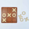 Jeu de Morpion en Bois – Stratégie Classique avec un Design Élégant