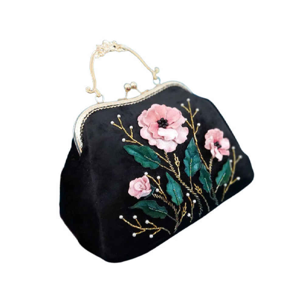 Pochette à broderie en ruban – Velours avec détail perlé de fleurs