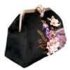Pochette à broderie en ruban avec détail perlé de paon