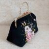 Pochette à broderie en ruban - Velours avec design Aviz