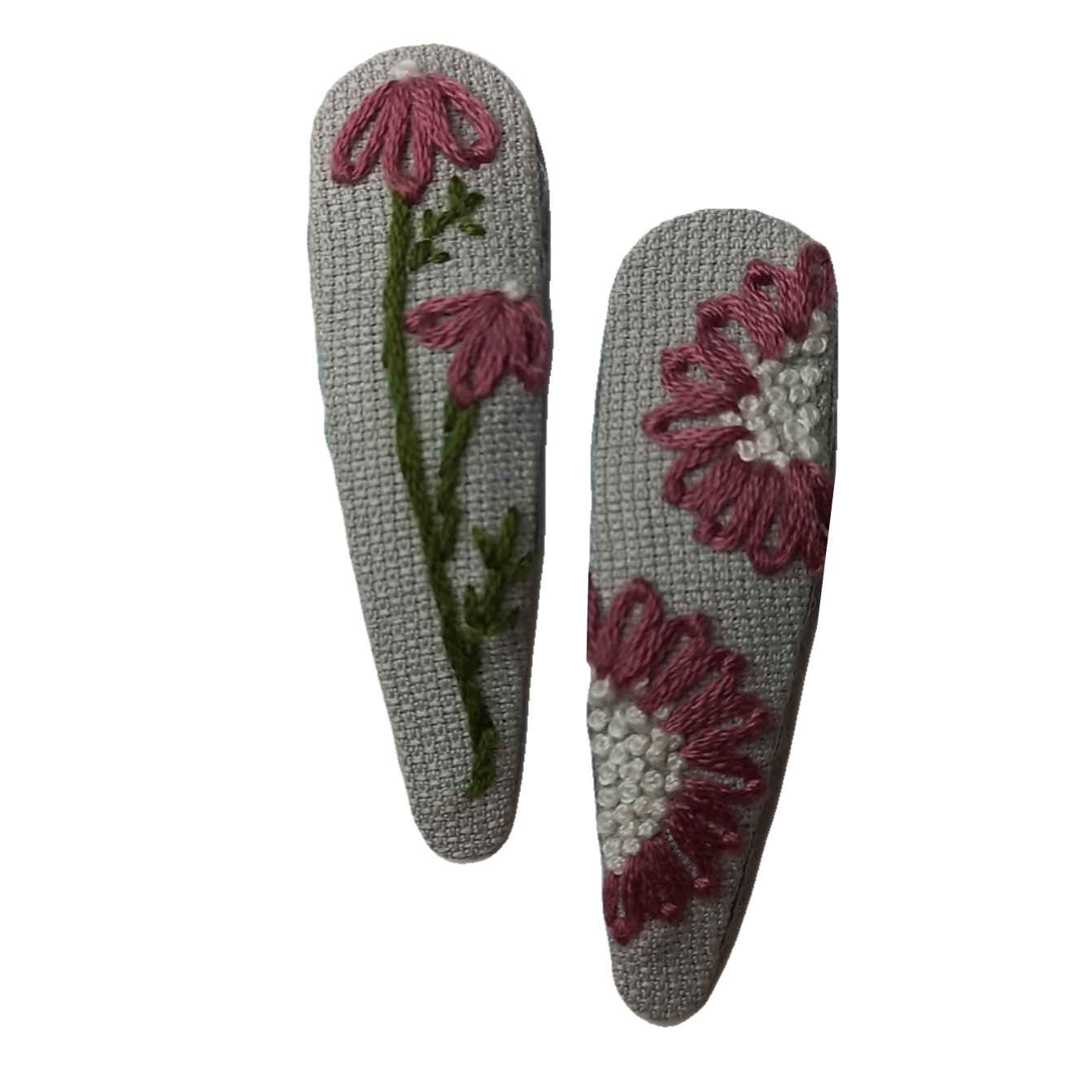 Set de Pinces à Cheveux à Clip avec Design Brodé à la Main de Fleur Violette