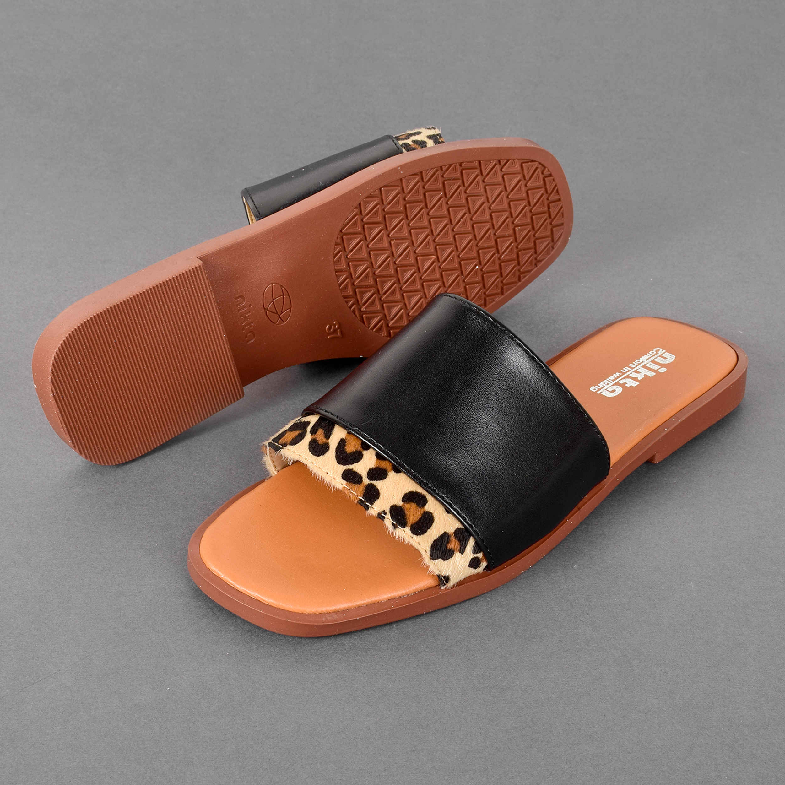 Chausson Classique Plat pour Femmes avec Talon Plat Modèle Selin