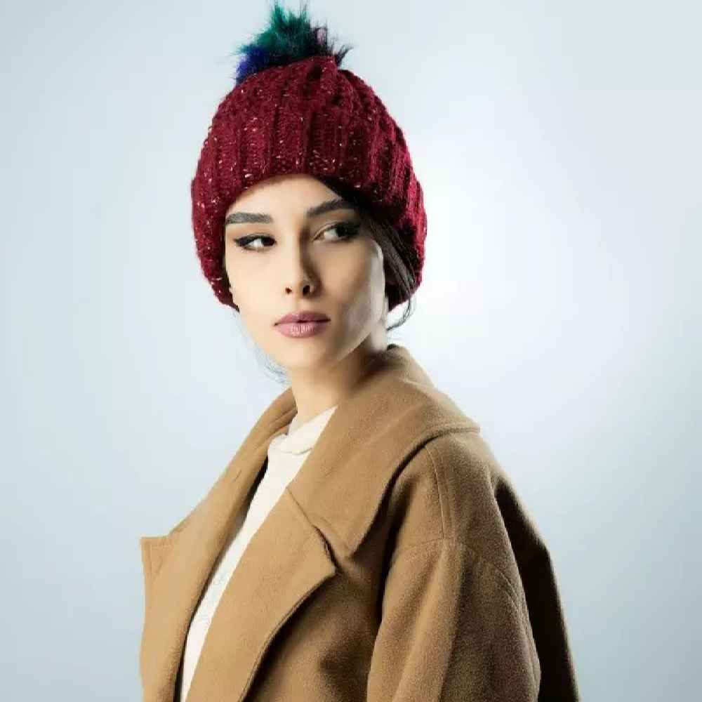 Bonnet d’hiver en tricot pour femmes – Modèle Épais