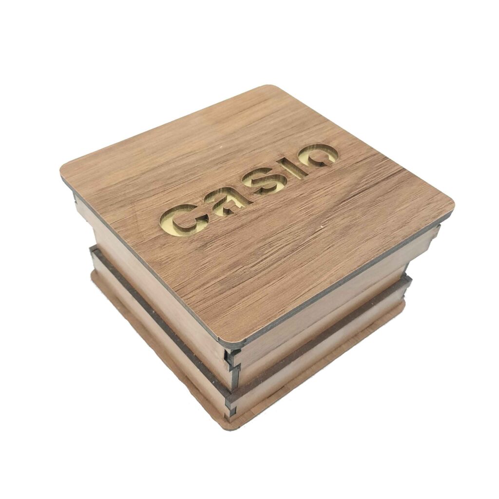 Boîte à Montre en Bois – Emplacement Unique
