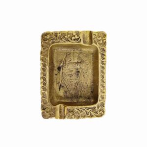 Cendrier en laiton gravé à la main – Design rectangulaire artistique
