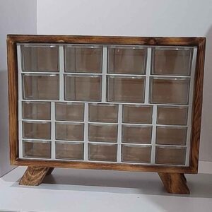 Boîte en bois élégante – Solution de rangement stylée avec 23 tiroirs en plastique