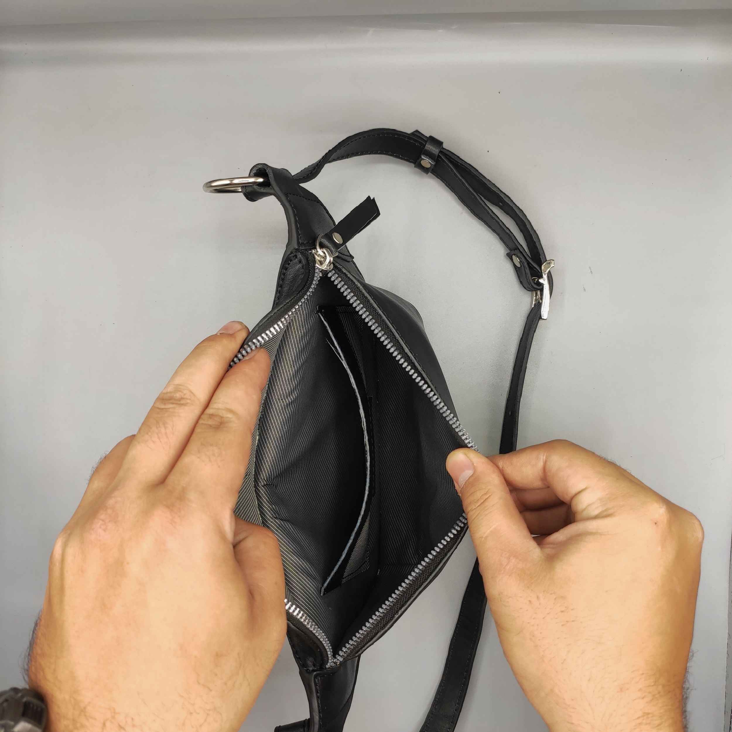 Sac bandoulière en cuir véritable pour toutes les occasions