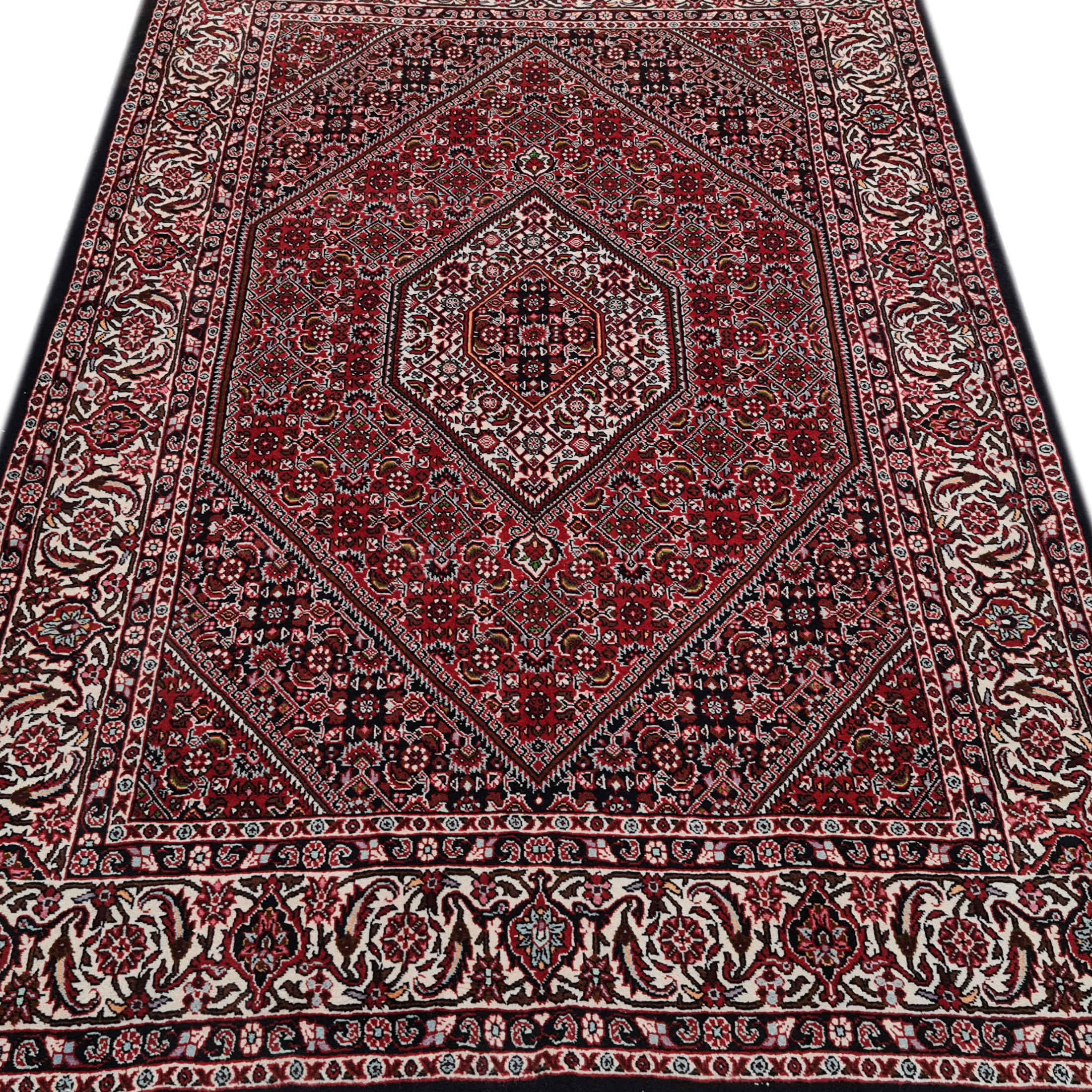 Tapis persan noué à la main chef-d’œuvre Zanjan avec design complexe