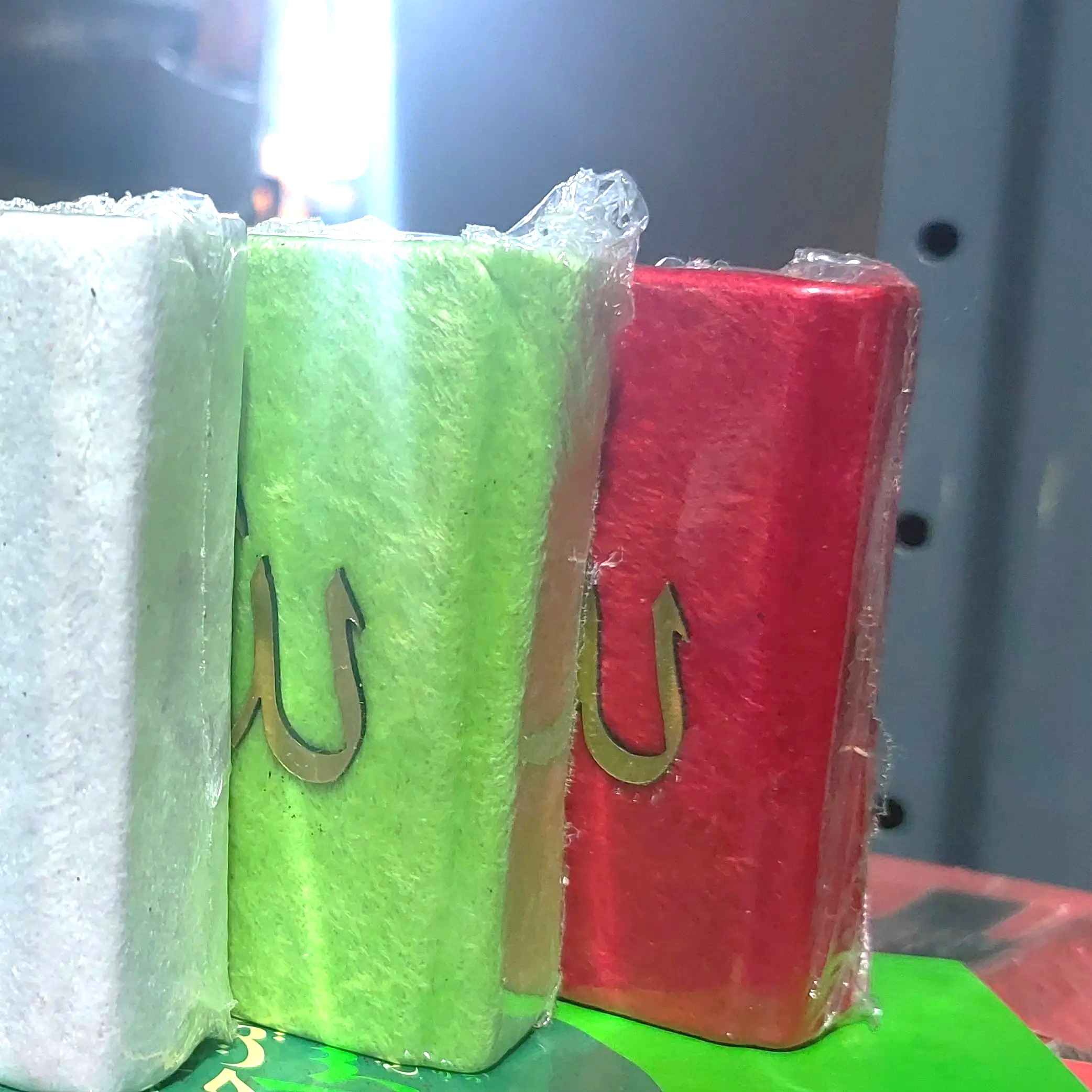 Coran Arc-en-Ciel avec Couverture en Cuir & Script Uthman Taha – Édition Colorée et Éblouissante