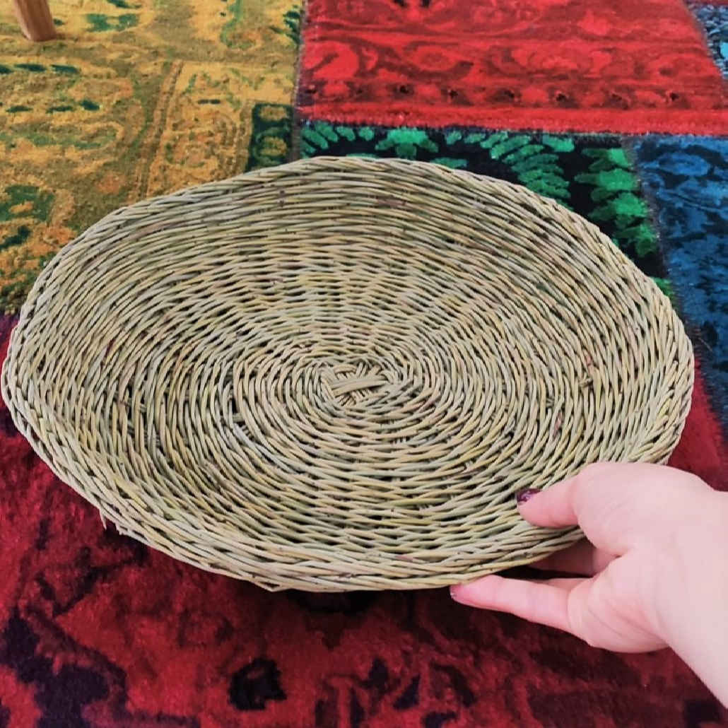 Panier en osier naturel tissé à la main, idéal pour la décoration intérieure