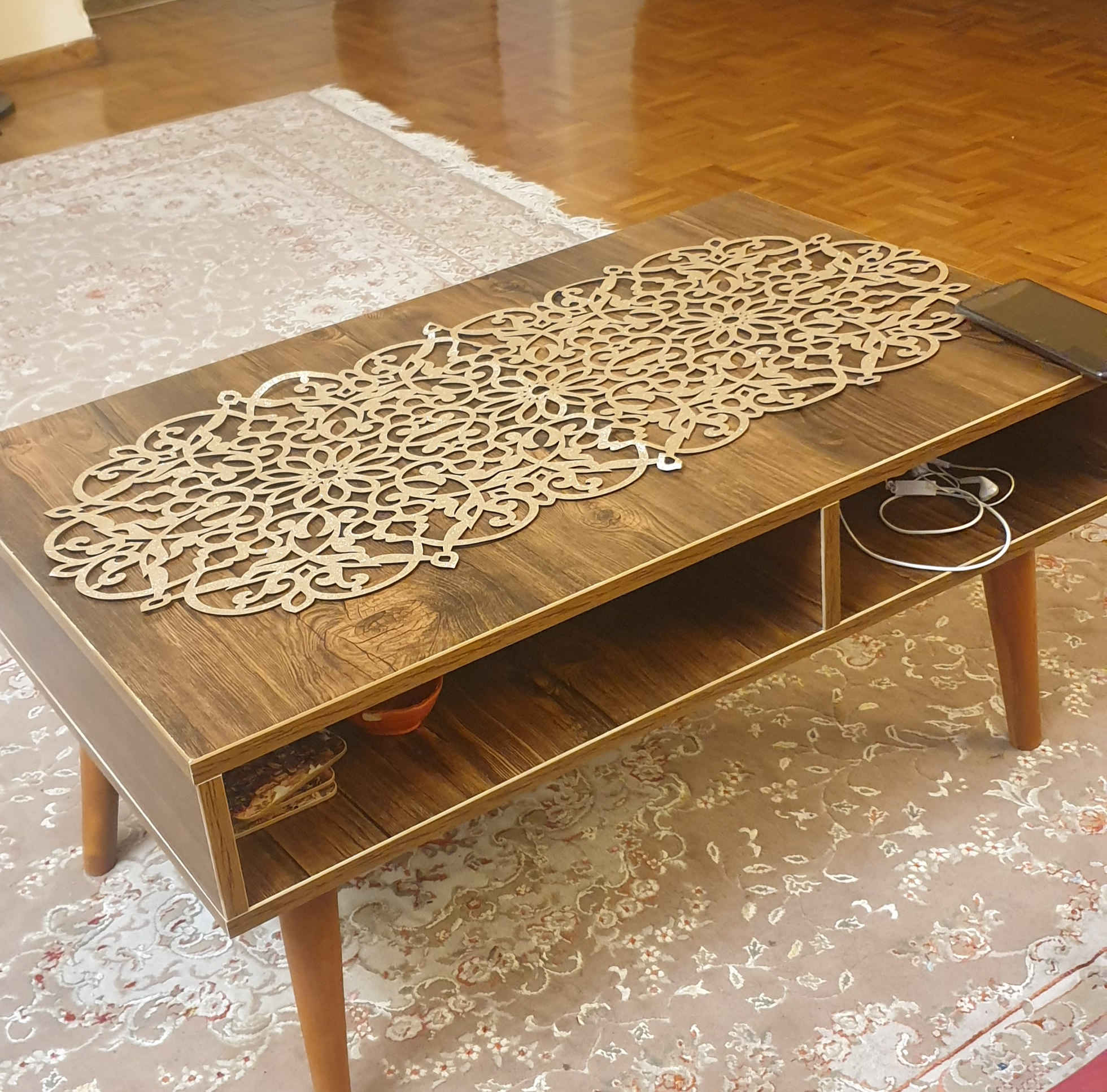 Couverture de Table en Simili Cuir avec Forme Circulaire Élégante Pailletée