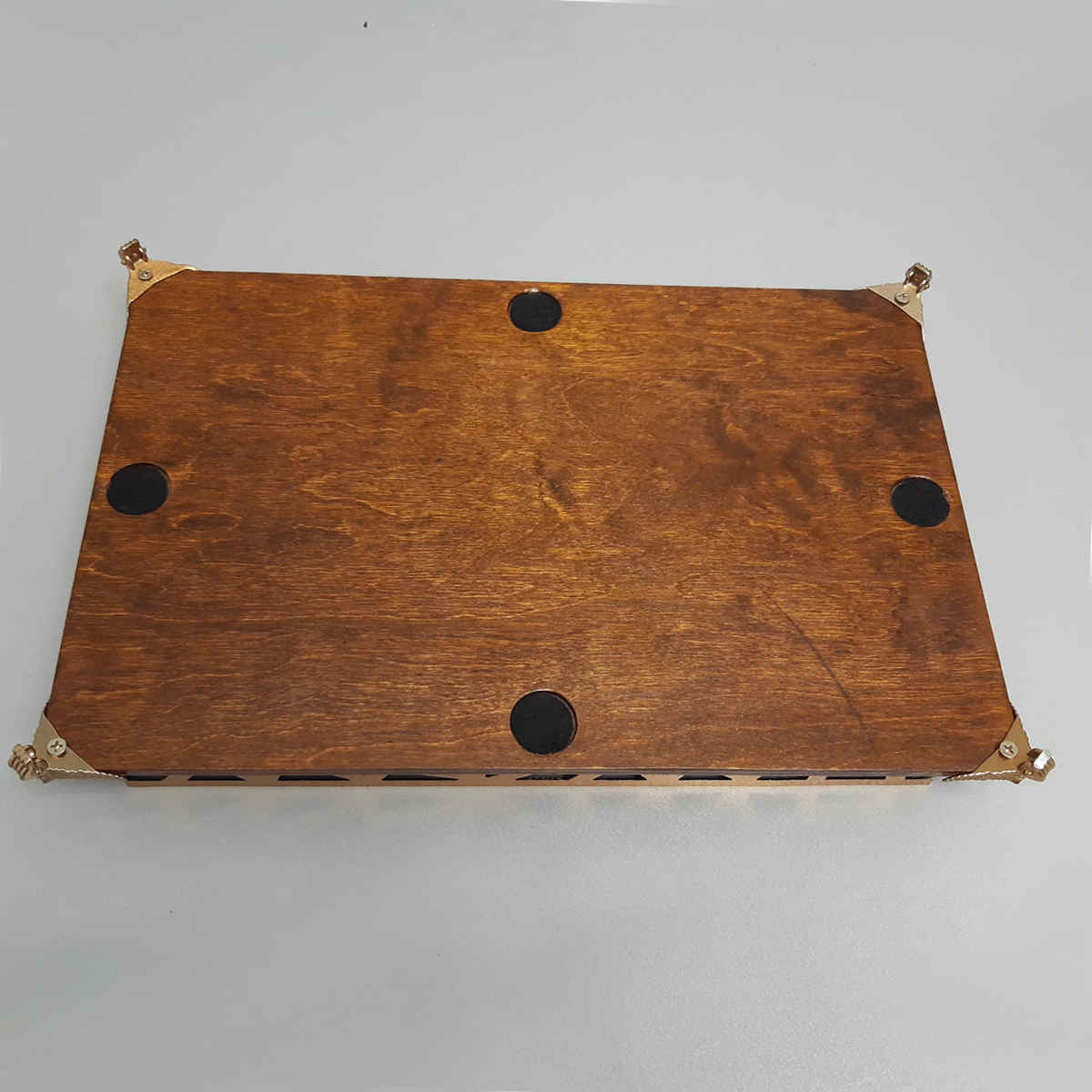 Plateau avec bordure et base – Modèle Asa | Pour un usage quotidien