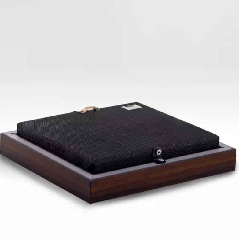 Calligraphie métallique persane en marqueterie, art du cuivre encadré avec feuille d’or, Gol