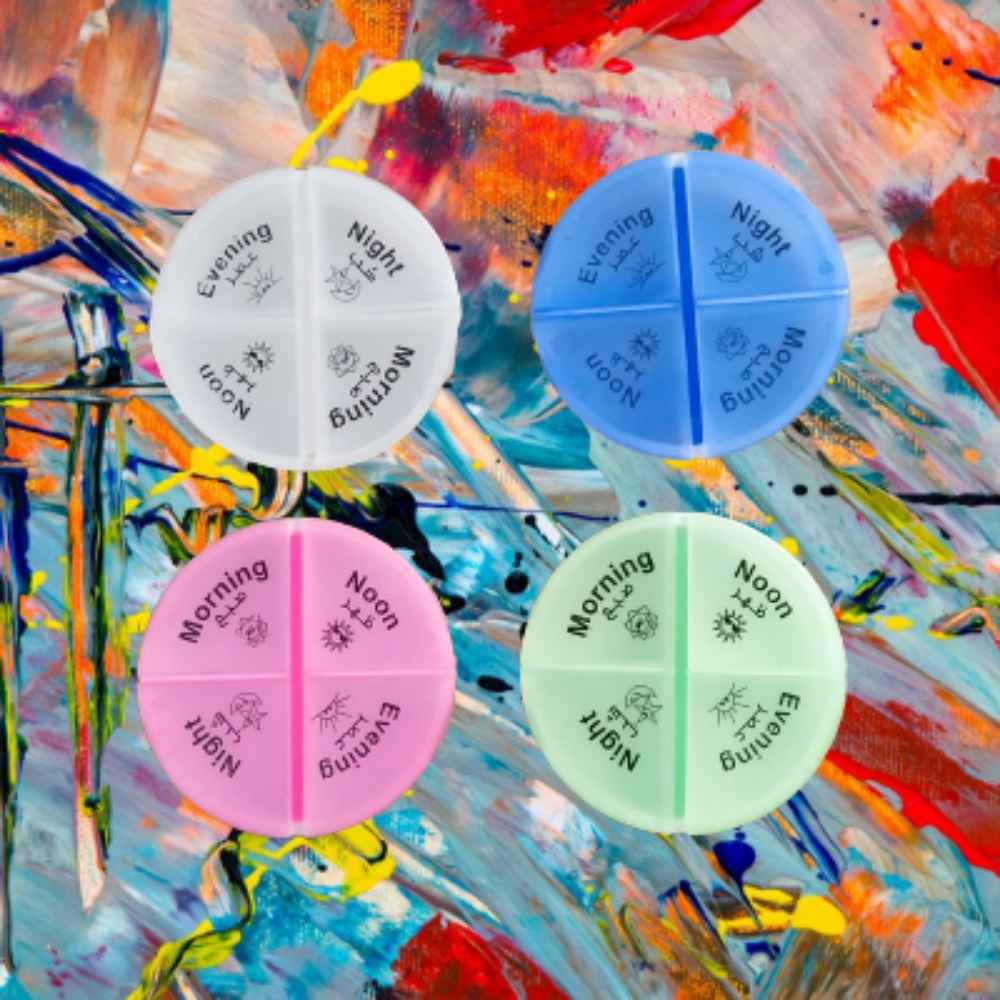 Organisateur de pilules avec 4 compartiments quotidiens et étiquettes en farsi