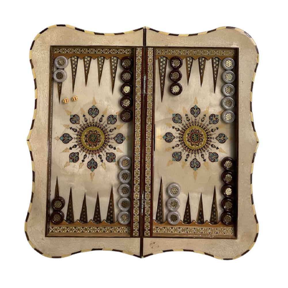 Plateau de Backgammon en Marqueterie Incrustée avec Maîtrise Artisanale Khatamkari Persane