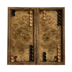 Plateau de Backgammon et d’Échecs Fait Main en Bois de Noyer Mina