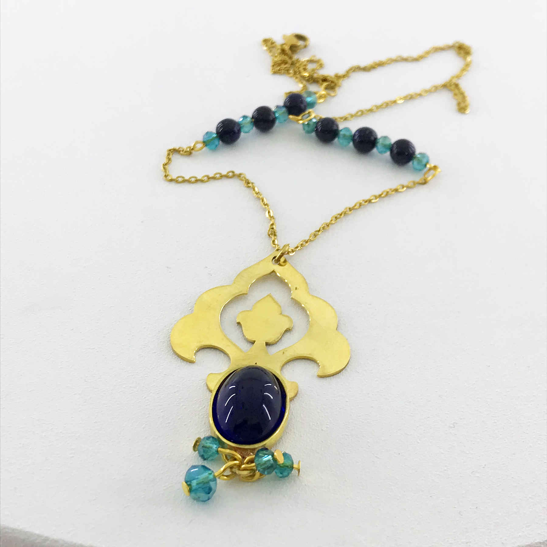 Collier en Laiton Thème Traditionnel Persan pour Femmes avec Agate