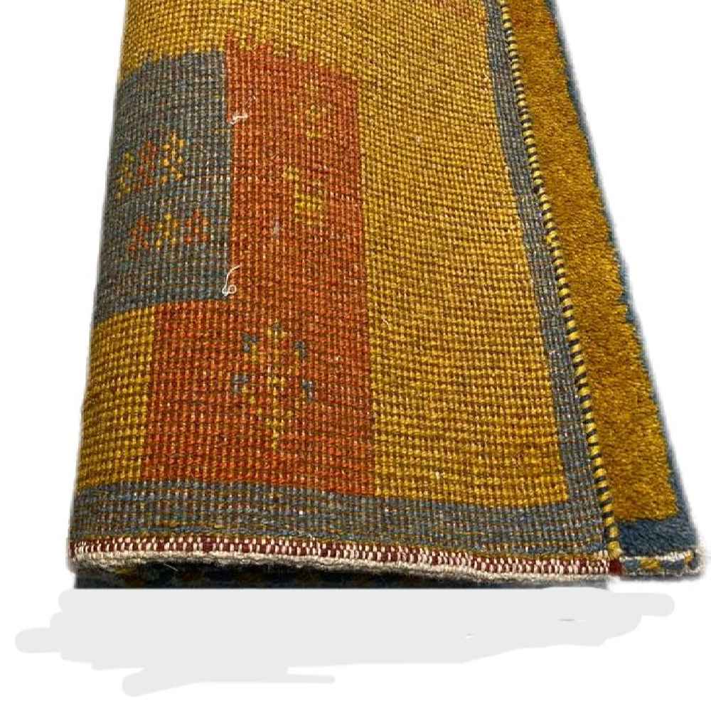 Tapis Gabbeh en laine persane tissé à la main en Fars Jaune Floral