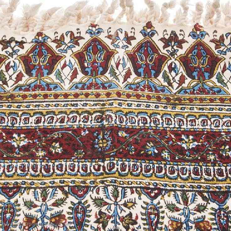 Nappe iranienne : L’art traditionnel de l’impression sur bloc Kalamkari d’Isfahan Iblue